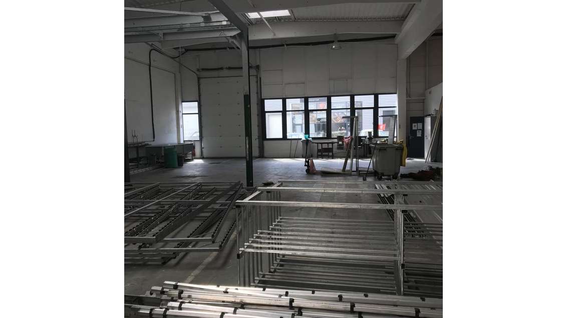 À louer locaux d'activité de 500m² à Longuenesse
