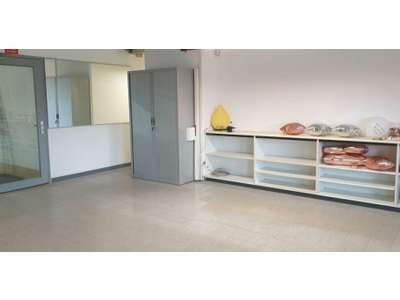 Location Locaux d'activités - Entrepôts à Avignon