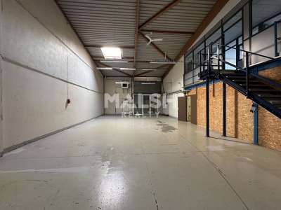 Location Locaux d'activités - Entrepôts à Décines-Charpieu