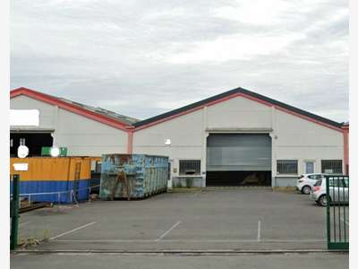 A louer locaux d'activités 865m² en ZI de Seclin