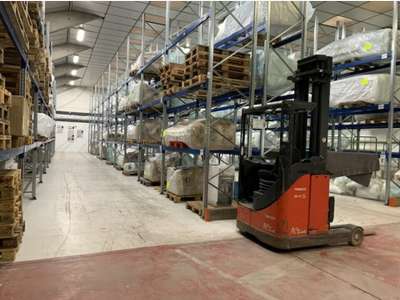 À louer locaux d'activités 820m² à Seclin 