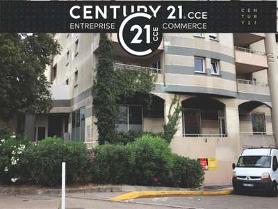 Location Locaux commerciaux - Boutiques à Juan-les-pins