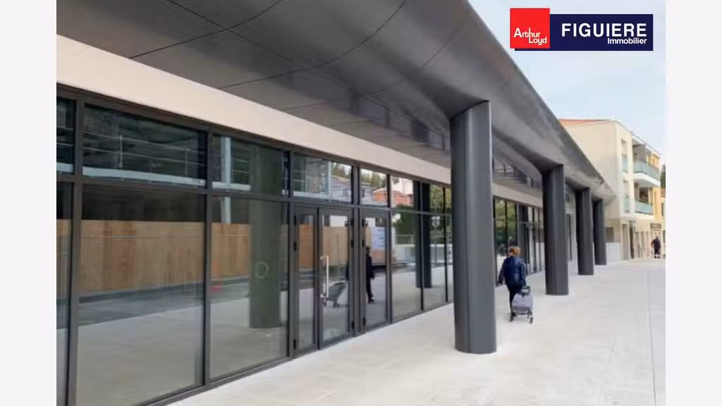 Locaux commerciaux neufs à louer centre d'Istres