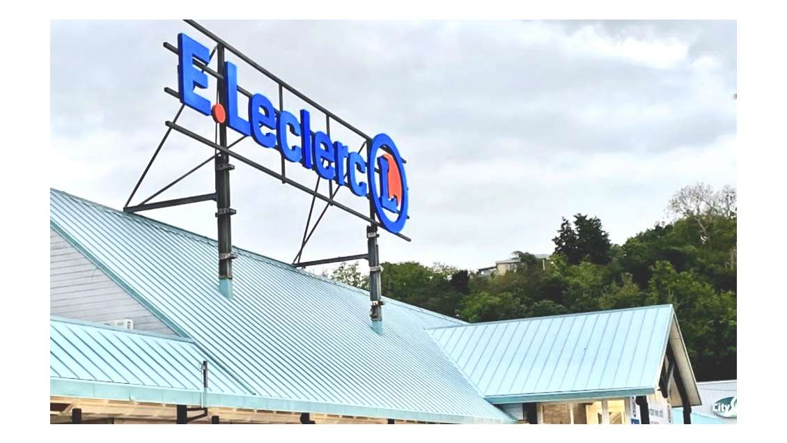 Loue locaux en centre cial Bas du Fort Guadeloupe