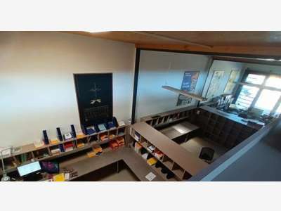 À vendre ou à louer bureaux de 304m² à Avignon
