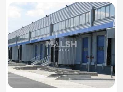 Plate-forme logistique à louer ZA Isle d'Abeau