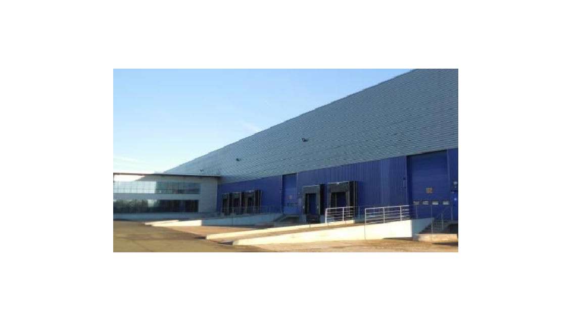 Location entrepôts 6000m² proche Sochaux 