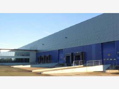Location entrepôts 6000m² proche Sochaux