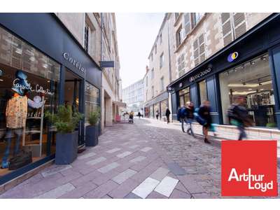 Location Locaux commerciaux - Boutiques à Poitiers