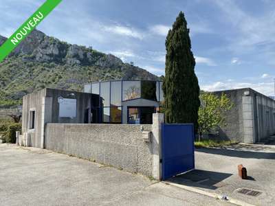 Bureaux de 220m² + parking à louer à Saint Peray