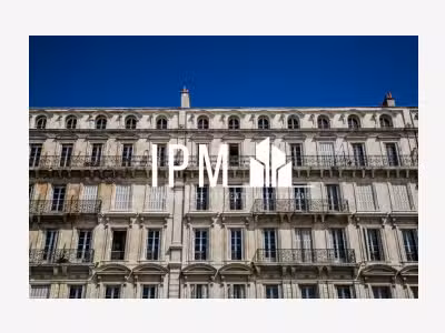 A louer local commercial 123m² 13016 ZAC Saumaty  