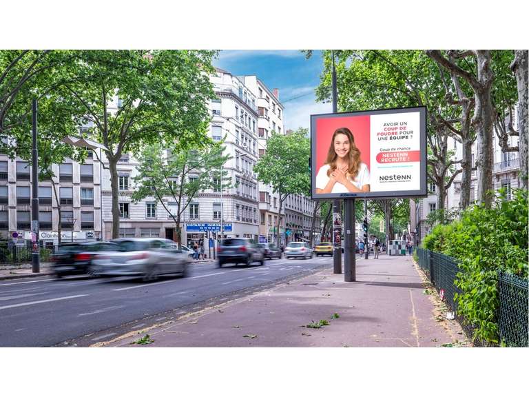 Nestenn lance sa première grande campagne nationale d’affichage