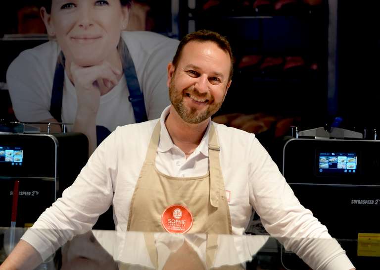 Boulangeries Sophie LEBREUILLY - Neuville-Saint-Rémy : une première implantation réussie pour Sébastien Amoura