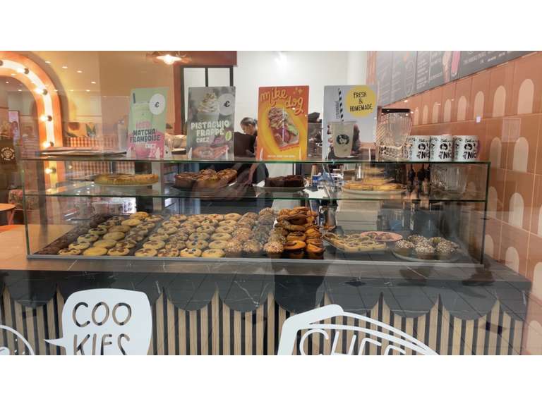 OUVERTURE D'UN COFFEE SHOP "EMILIE AND THE COOL KIDS" A RENNES