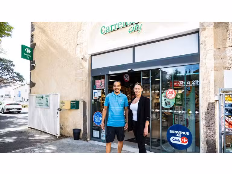 Portiragnes : Mélanie et Thomas concrétisent leur projet de vie grâce à la location-gérance chez Carrefour
