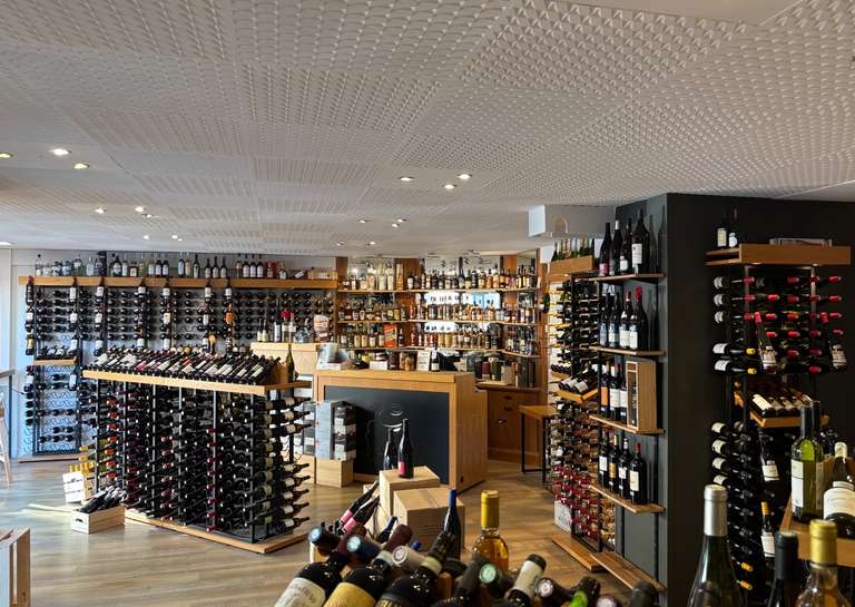 CAVAVIN - Reprendre une cave en franchise : l’exemple de Guérande illustre le modèle CAVAVIN