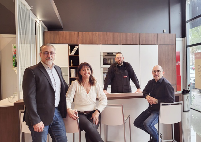 CUISINE PLUS - REPRISE DU MAGASIN DE CANNES (06)