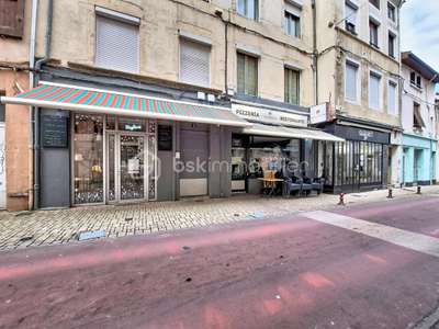 AV restaurant historique à Bourgoin-Jallieu centre