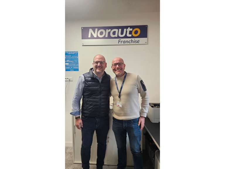 ROMAIN PERRIER REPREND LE CENTRE NORAUTO DE CAVIGNAC (33) ET REJOINT LE RÉSEAU EN FRANCHISE