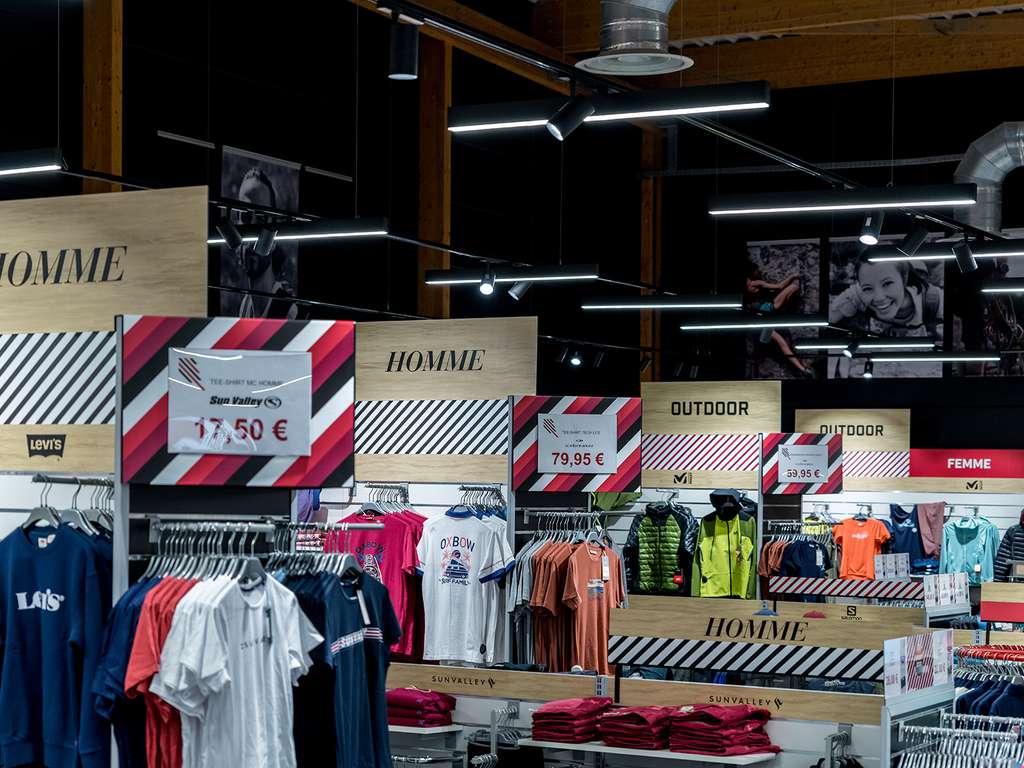 Ouvrir une enseigne Sport 2000 - Mondovélo - WAS We Are Select - S2 Sneakers Specialist