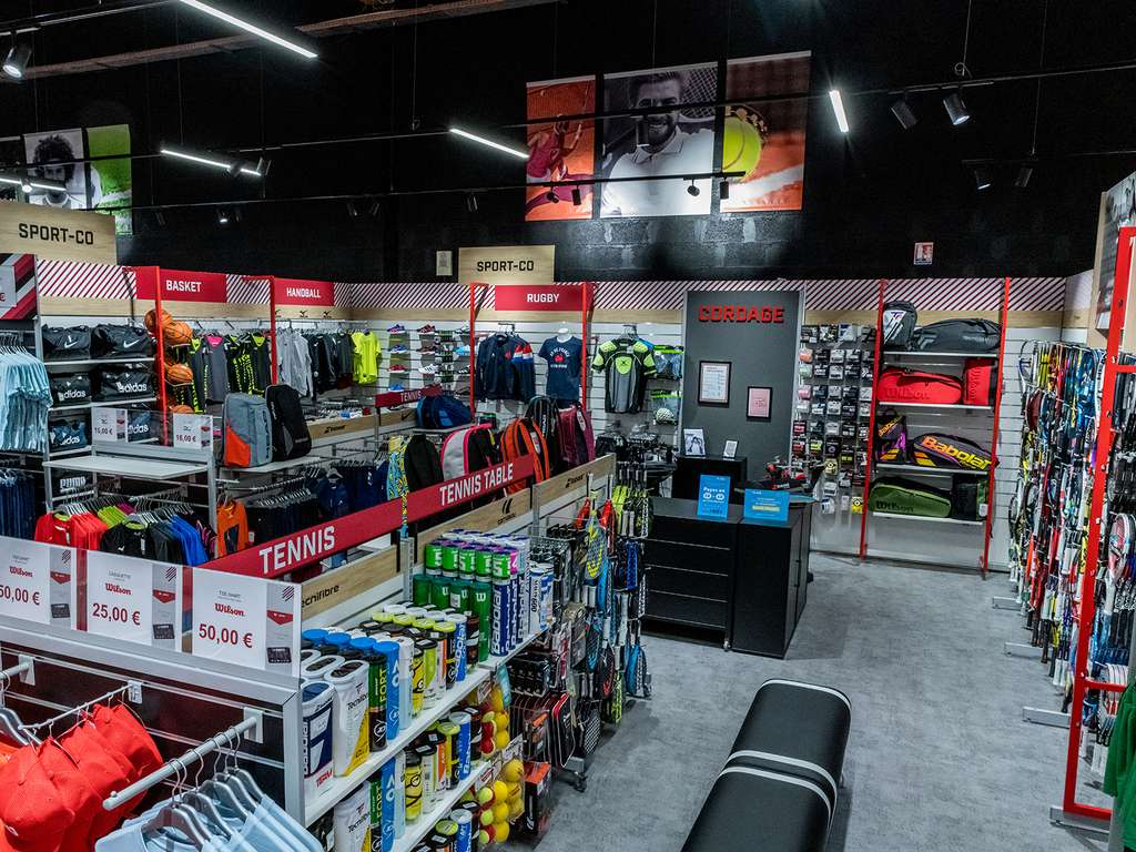 Ouvrir une enseigne Sport 2000 - Mondovélo - WAS We Are Select - S2 Sneakers Specialist