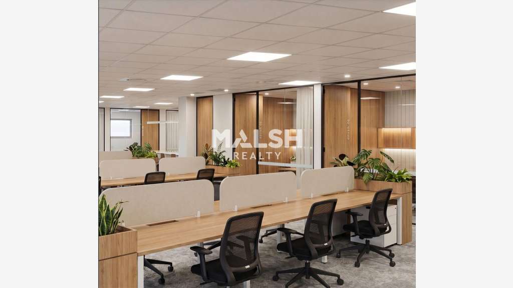 2 plateaux 1145m² bureaux à vendre à Saint Priest