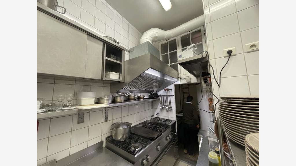AV restaurant 26 à 30 couverts extraction à Paris
