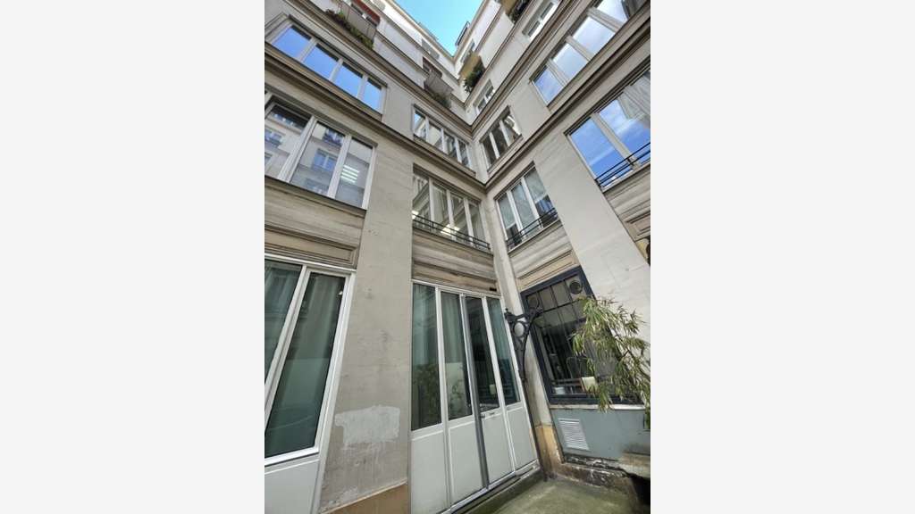 Vente restaurant 90 couverts lic 4 gros ca à Paris