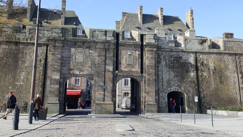 A vendre poissonnerie sur les marchés Saint-Malo