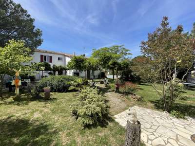 Vente superbe auberge à Marseillette