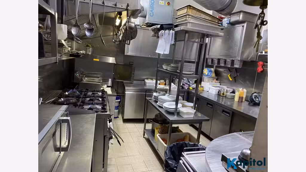 Vente bar brasserie licence 4 à Paris 75020