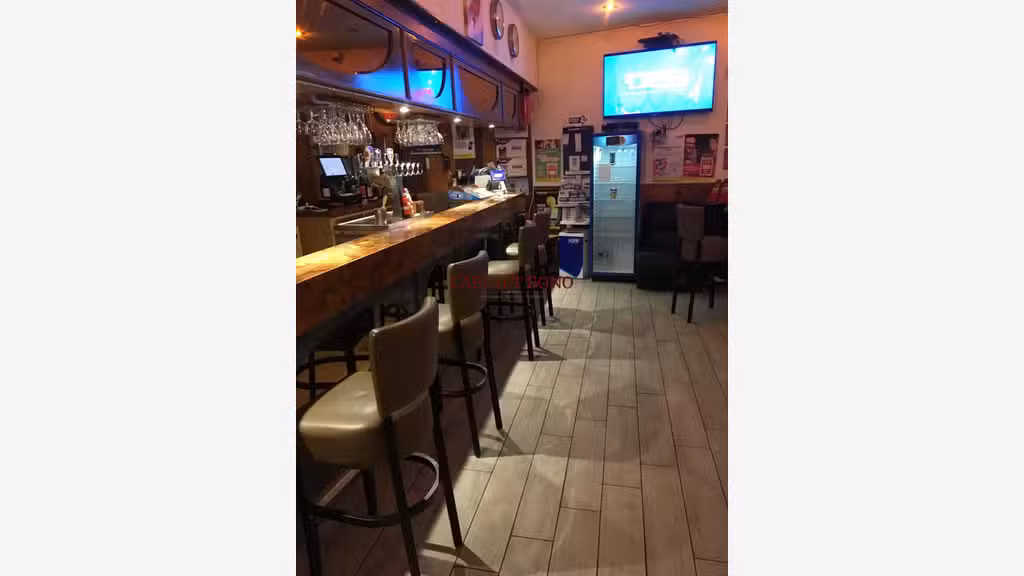Vente bar brasserie terrasse à Soissons centre