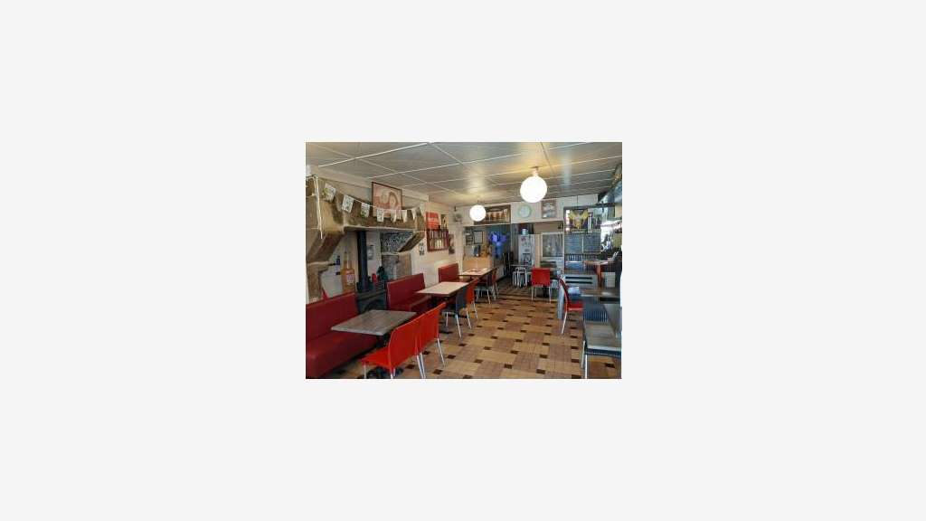 Vente bar brasserie en centre ville à Rostrenen