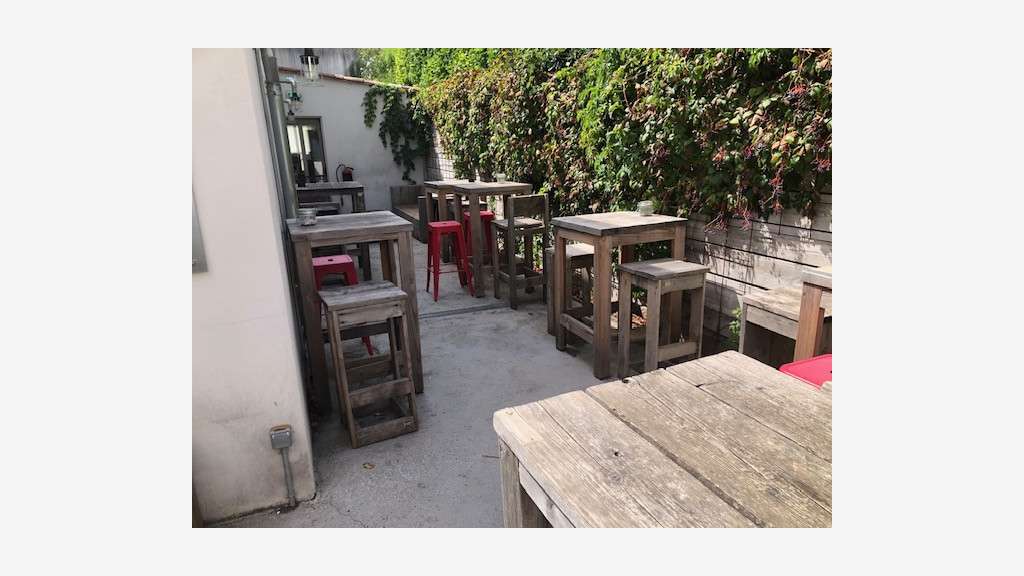 Vente pub brasserie village provençal 84