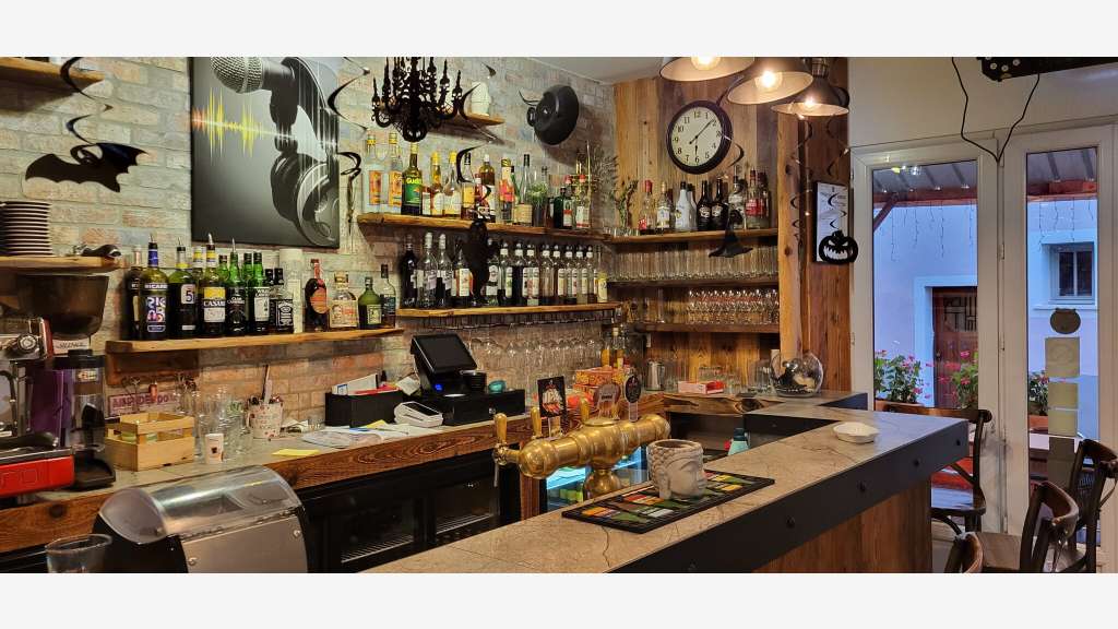 Vente bar pub restaurant à 10 min d'Allos