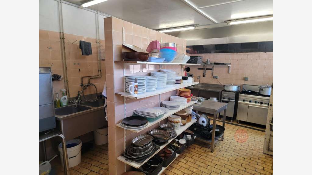 Vente FDC restauration d'angle à Aubin
