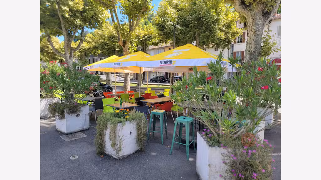 Vente FDC restauration d'angle à Aubin