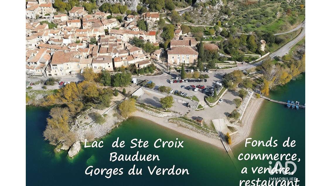 Bar brasserie à Bauduen