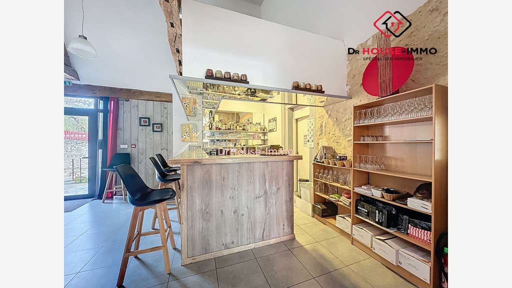 AV belle affaire de restauration Lic IV Dordogne