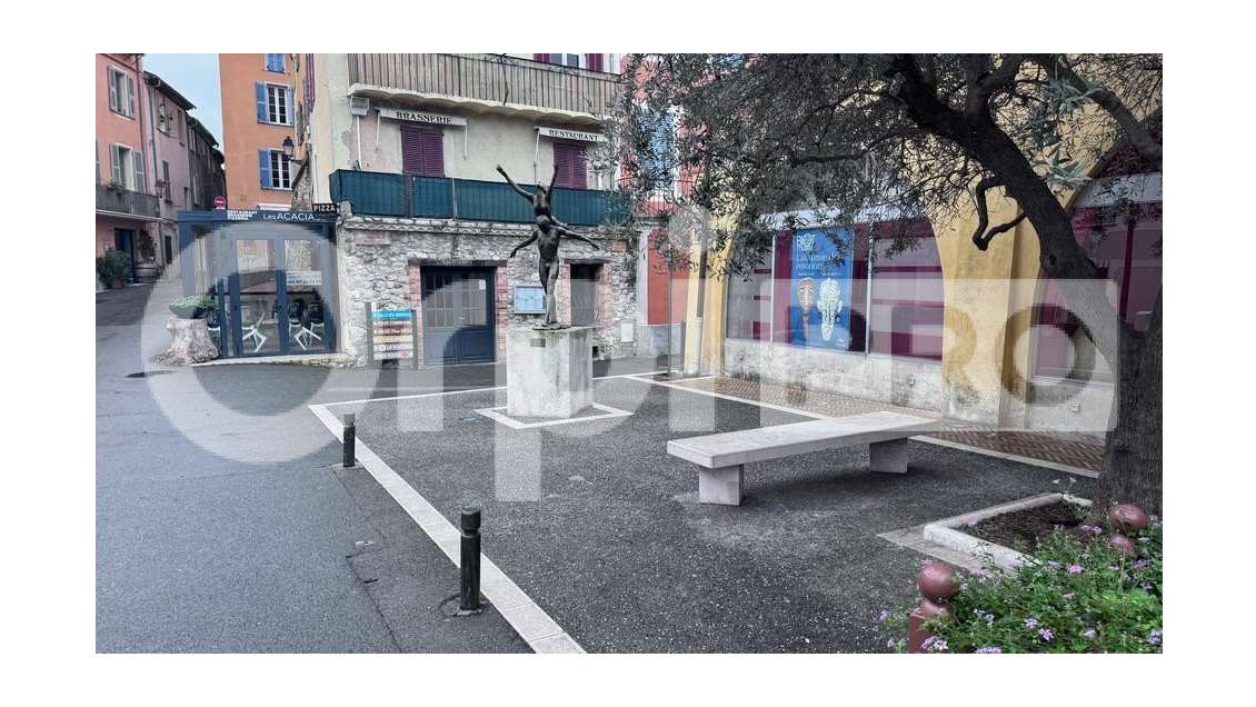 Cède charmant restaurant 120m² empl strat à Biot