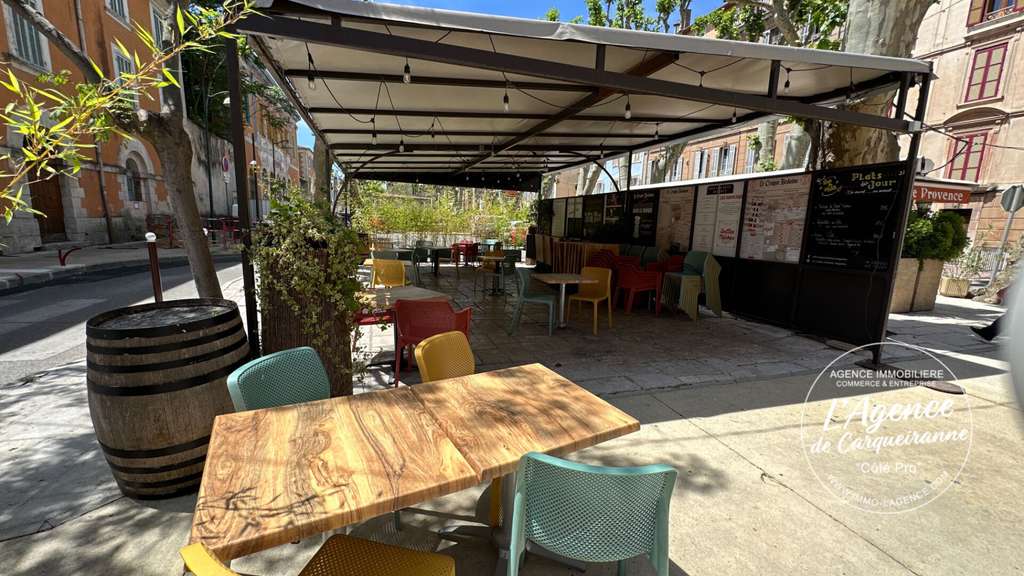 A vendre murs et fonds brasserie pub à Brignoles