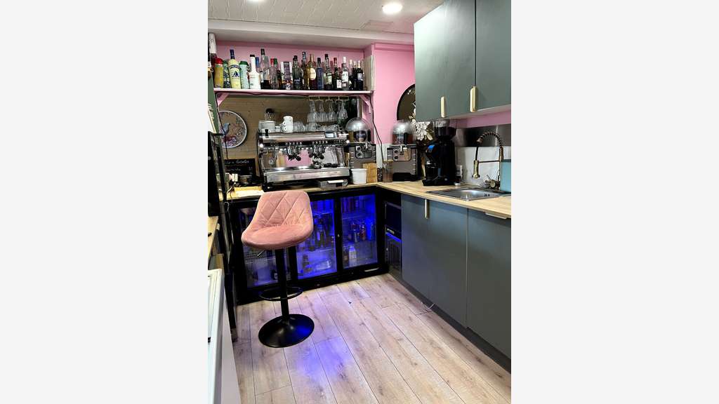 A vendre salon de the crêperie dans le Calvados