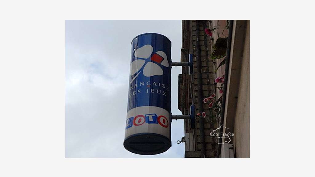 Vente bar tabac FDJ PMU presse logement à Cambrai