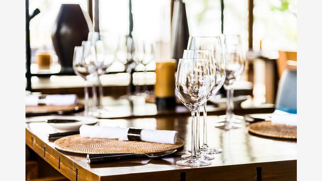 LABENNE OCEAN RESTAURANT BAR LIC IV