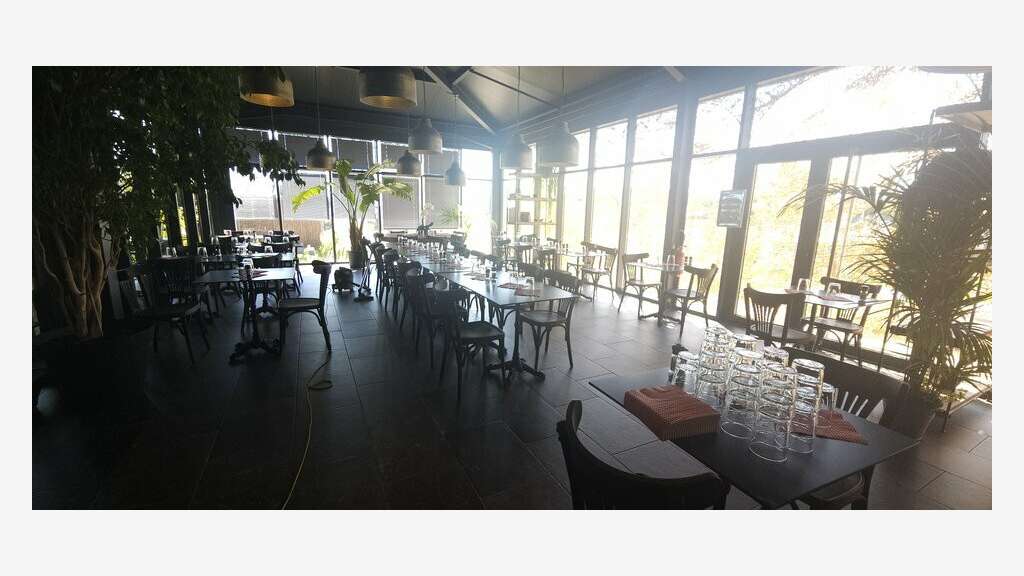 Fonds de restaurant de 410m² à vendre à Carpentras