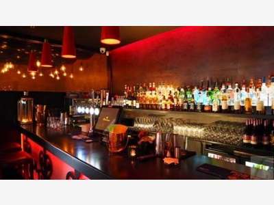 A vendre belle affaire bar à  Chambéry rue n°1