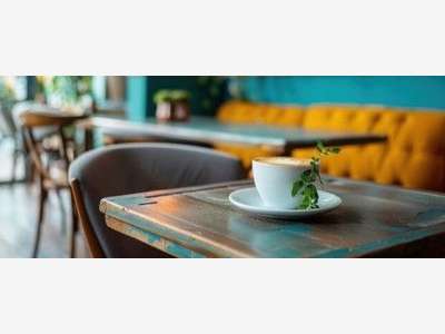 AV salon de thé coffee shop emplt N°1 La Rochelle