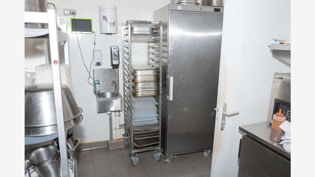 AV restaurant 80 couverts 140m² + terrasse Chessy
