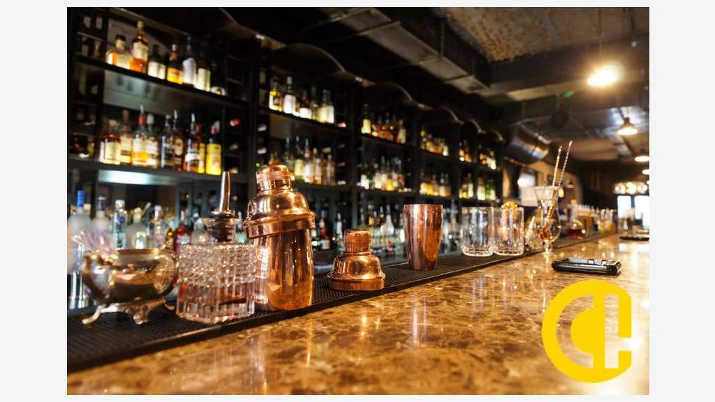 A vendre bar licence IV Clermont Fd place de Jaude