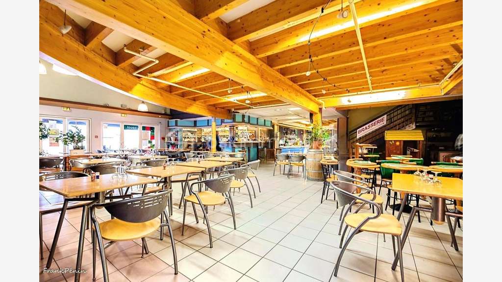 Vente bar brasserie cafétéria empl stratégique Dax